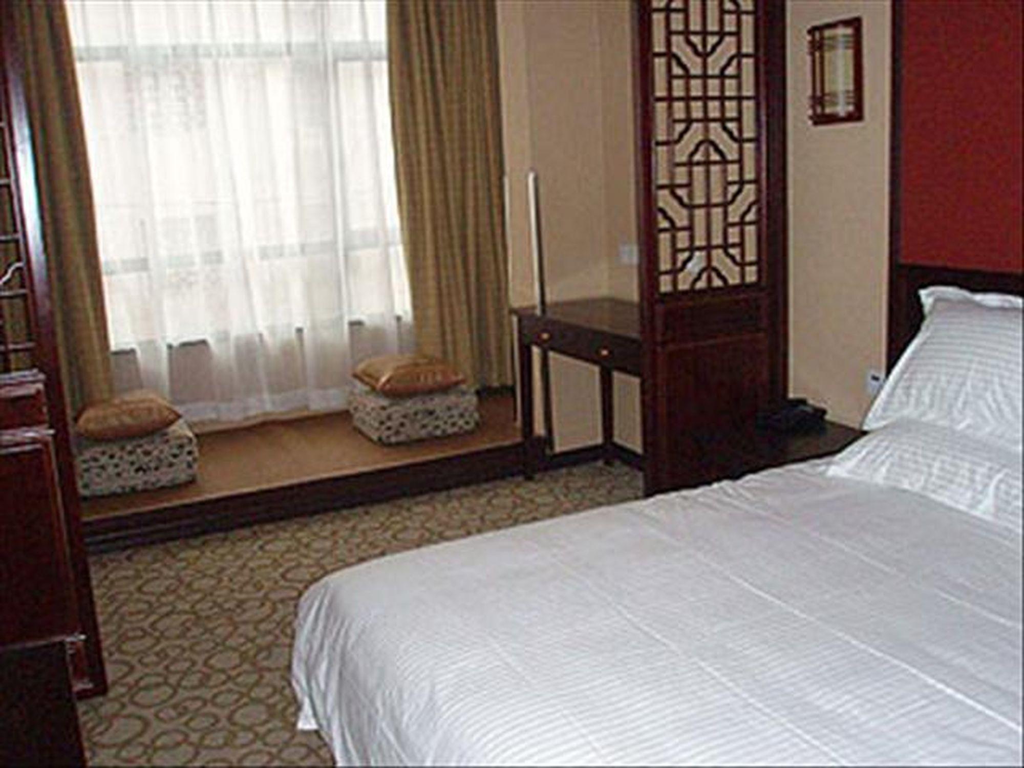 Super 8 Feng Ye Hong Qiao Shanghai