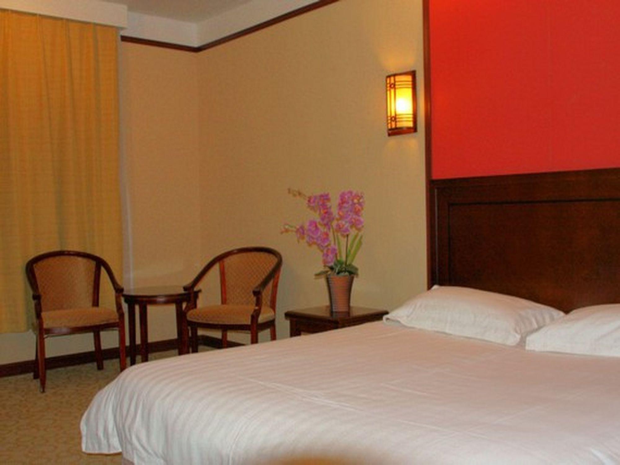 Super 8 Feng Ye Hong Qiao 2* Shanghai